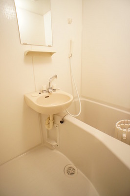 Bath. bus ・ Toilet separately! You can relax in the spacious bath. 