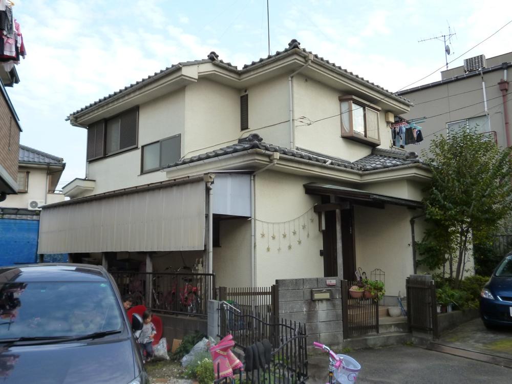Local photos, including front road. Living environment is good in a quiet residential area ☆