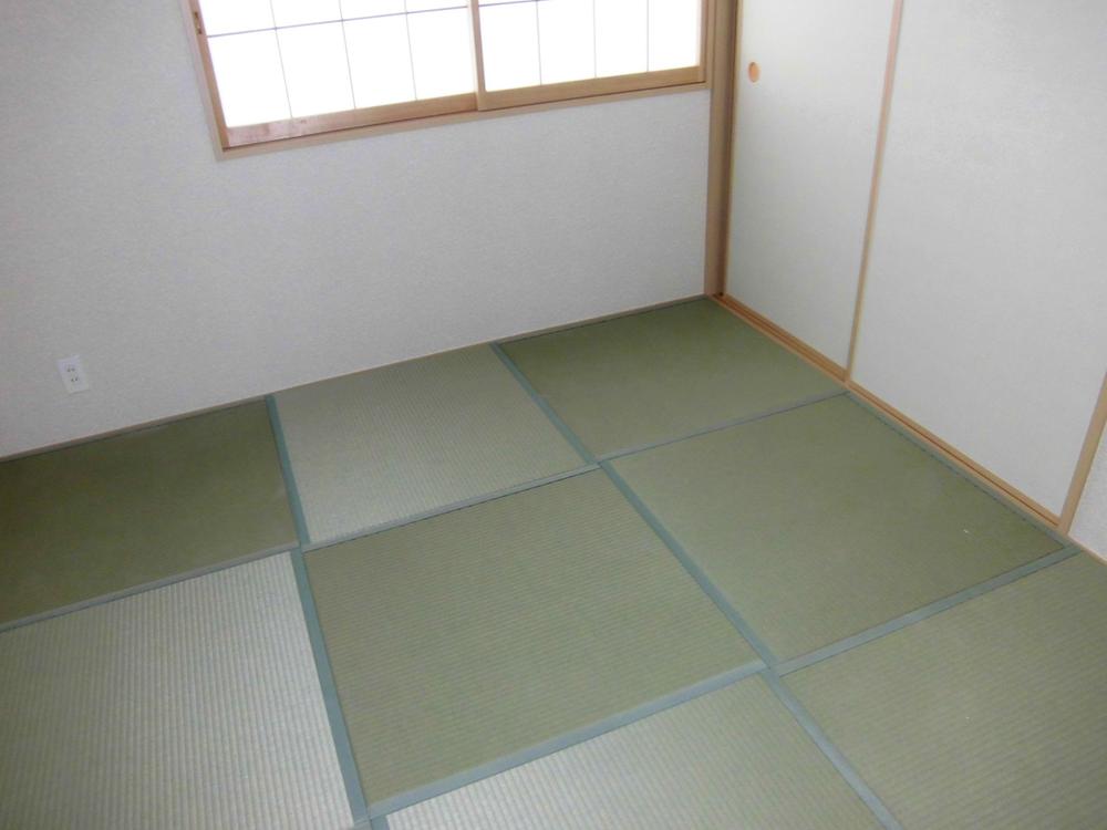 Non-living room. The photograph is an example of construction Japanese-style room Stylish heckling tatami