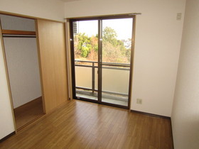 Living and room. Western-style 6 Pledge Southeast