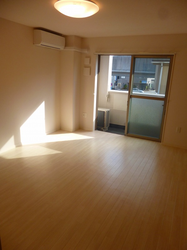 Living and room