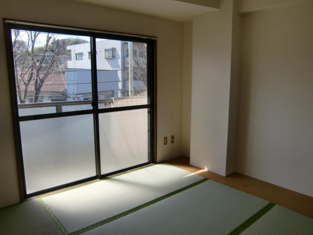 Other room space. 4.5 but is the Pledge of Japanese-style room, Plates part can put a little thing.