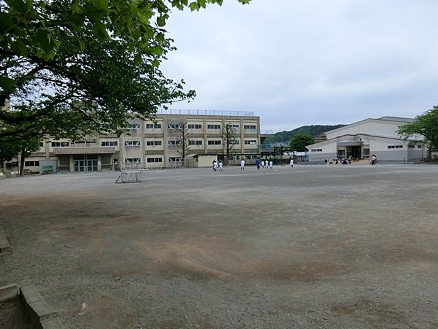 Primary school. Inagi Municipal Inagi 130m until the first elementary school