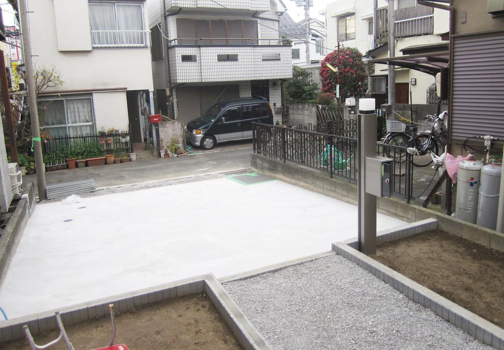 Local photos, including front road