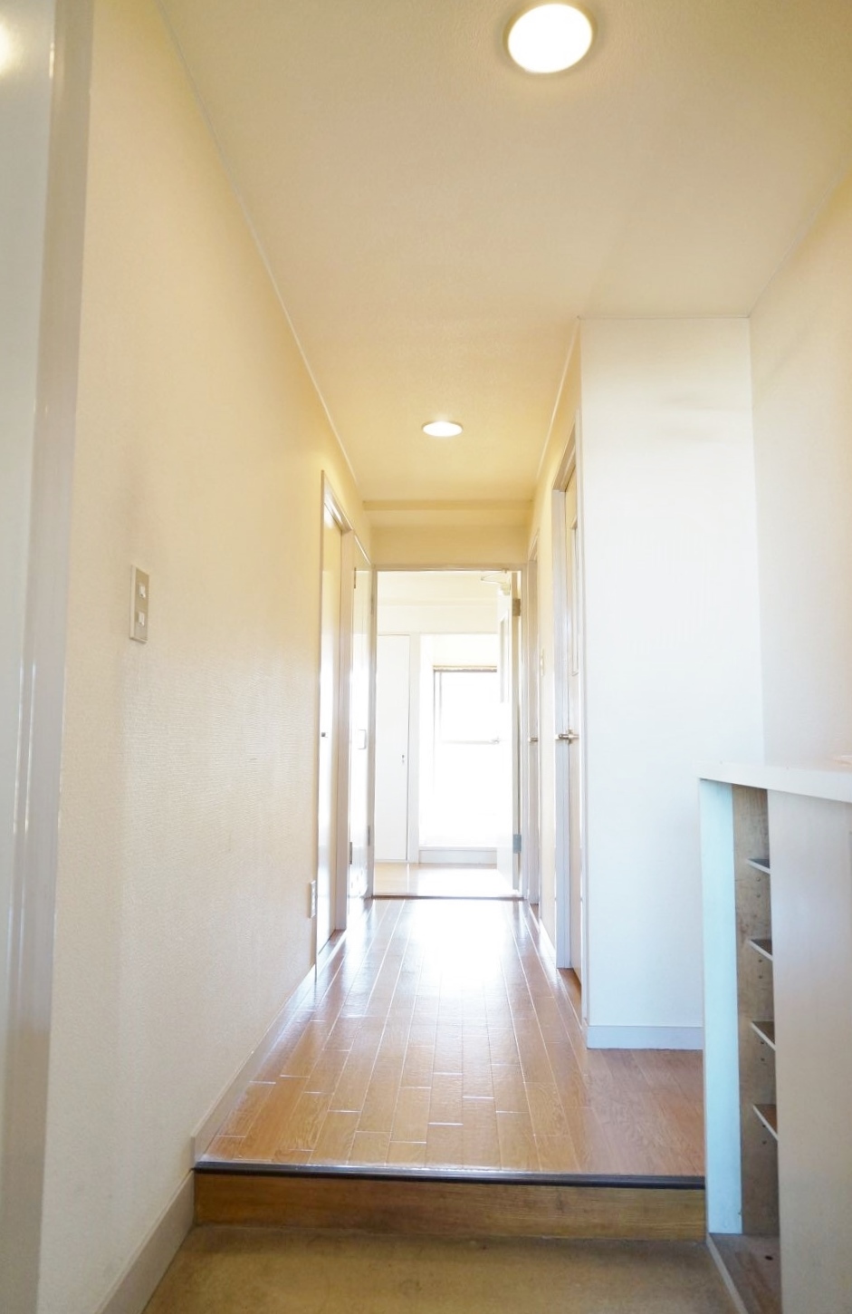 Entrance. Entrance ・ Corridor