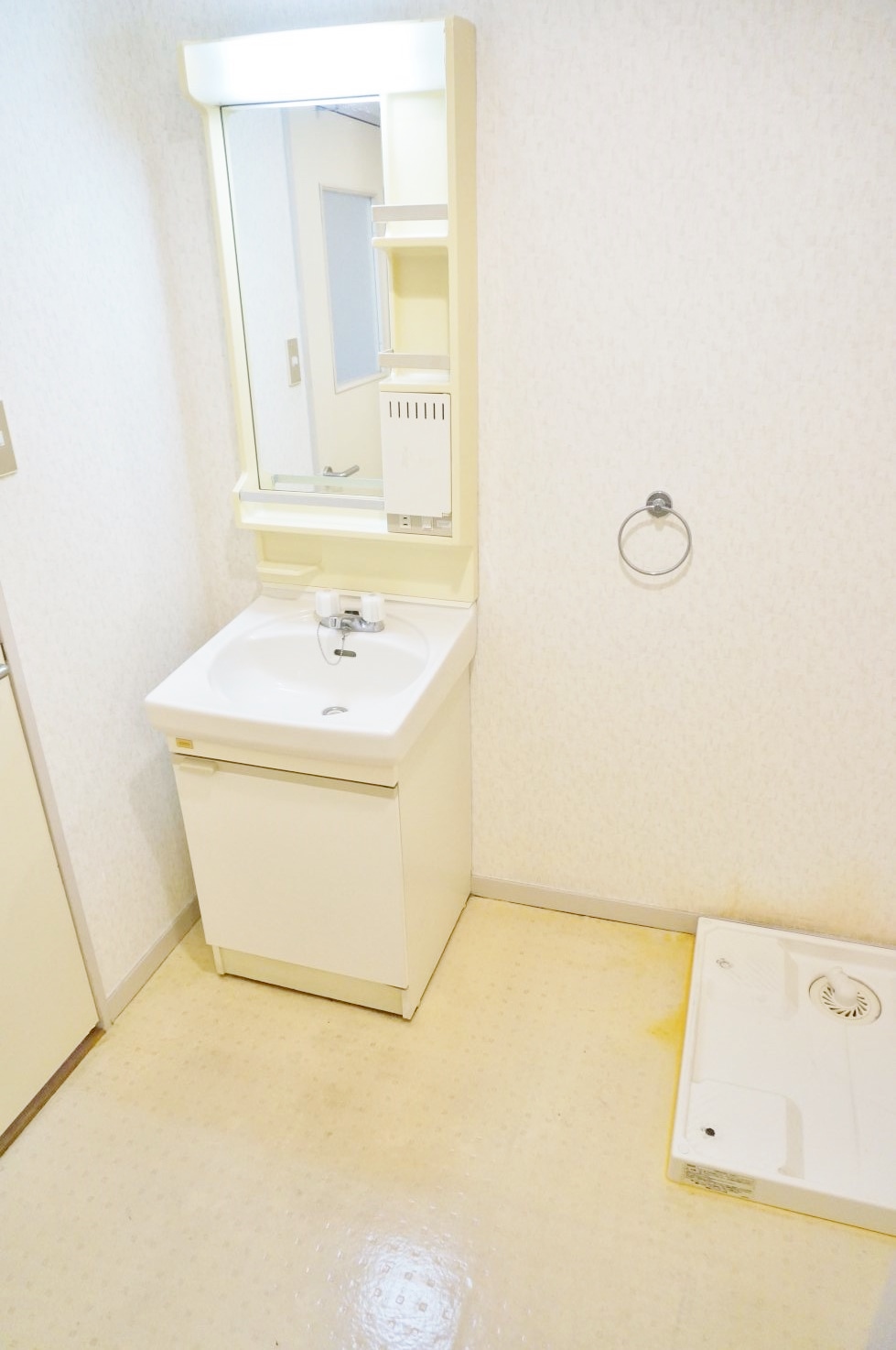 Washroom. Undressing ・ Wash ・ Laundry space