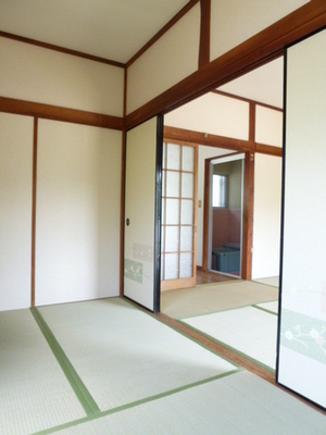 Living and room. 3 Pledge of Japanese-style room