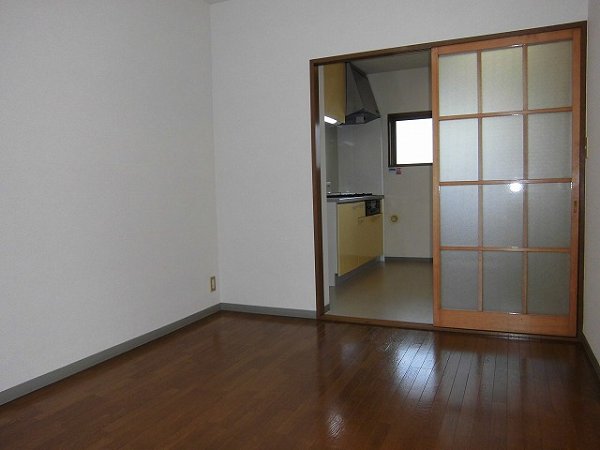 Other room space. Japanese-style room ・ Towards Western-style both want