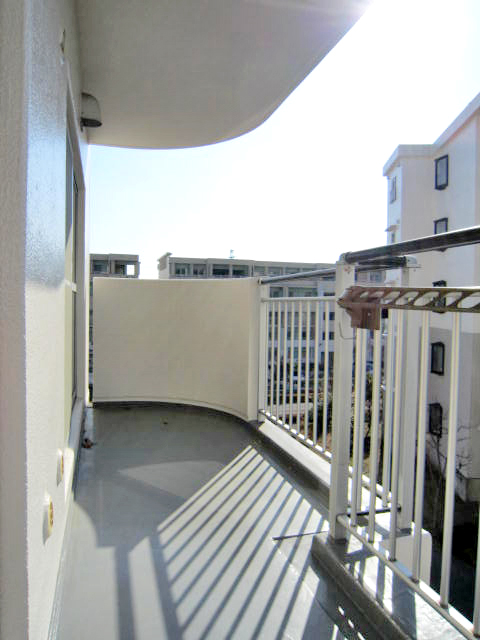 Balcony. Open balcony