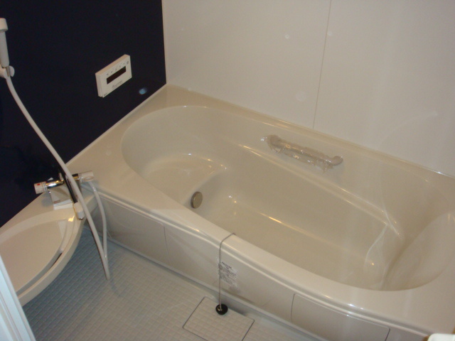Bath. Add cooking function with bus