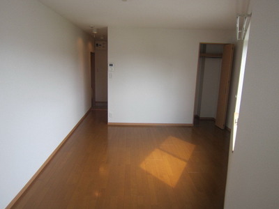 Other room space. Beautiful rooms