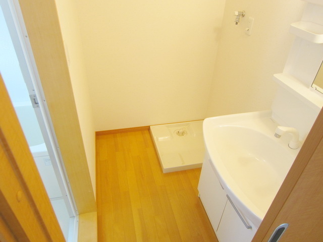 Washroom. It is an independent basin dressing room shampoo dresser with cleanliness