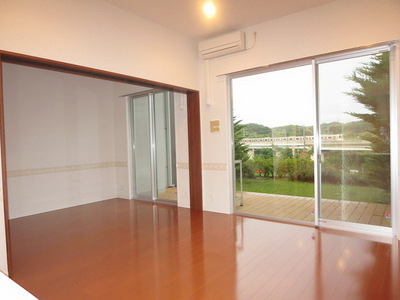 Living and room