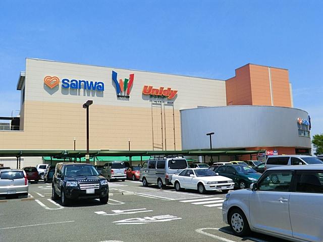 Supermarket. Shopping in the 1200m in front of the station super to super Sanwa is also convenient ☆ 