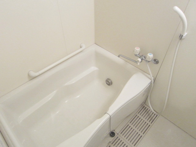 Bath. It is a beautiful bathroom
