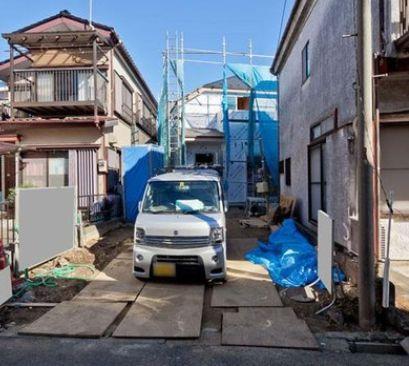 Local photos, including front road