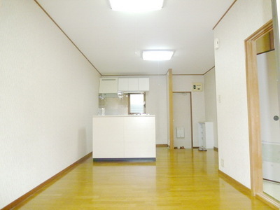 Living and room. Of 10 Pledge Spacious LDK