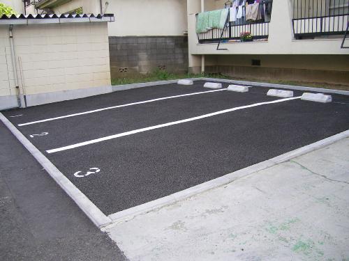 Parking lot