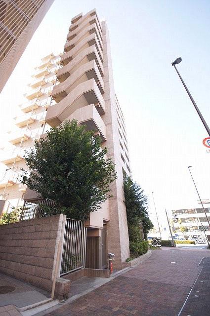 Local appearance photo. Local (11 May 2013) Shooting