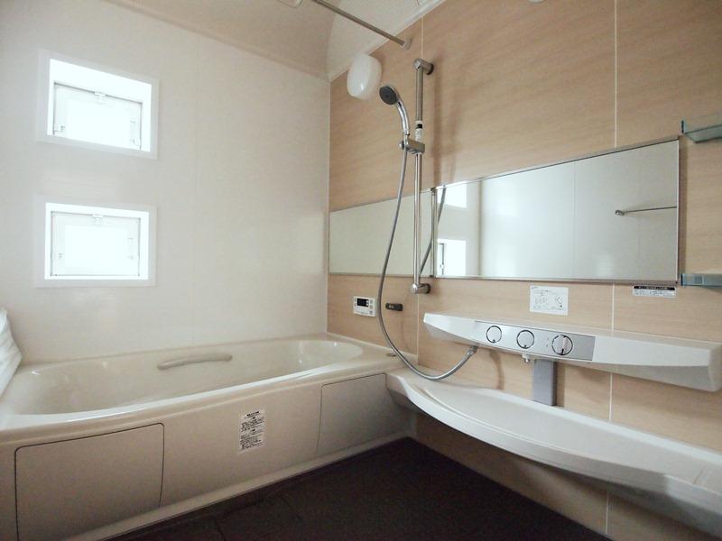 Same specifications photo (bathroom). - Per under construction [Same specifications Photos] It will be -