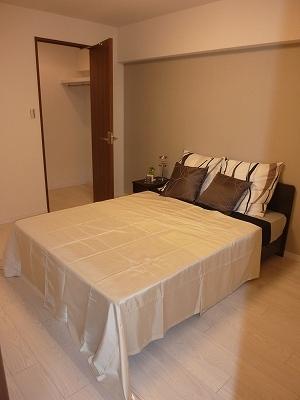 Non-living room. Indoor (12 May 2013) Shooting