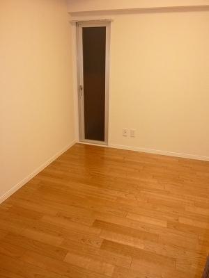 Non-living room. Indoor (12 May 2013) Shooting