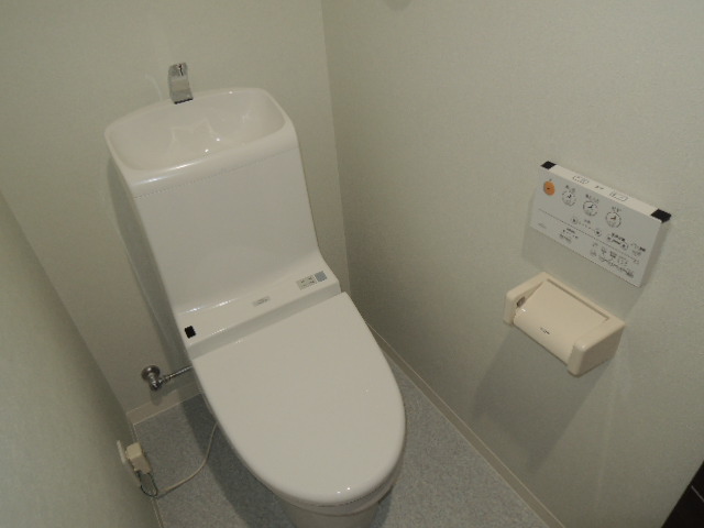 Toilet