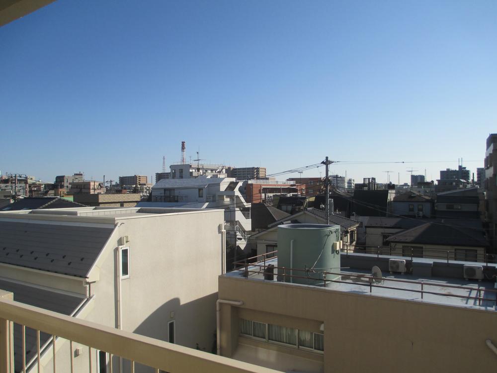 Balcony. Local (11 May 2013) Shooting