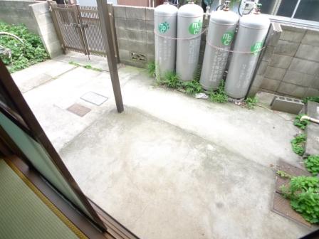 Balcony. Terrace widely medium-sized bike consultation OK (monthly 3 thousand yen)