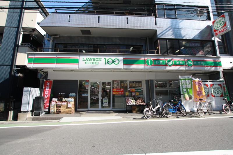 Convenience store. Until STORE100 Narimasu shop 437m