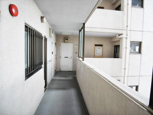 Other common areas. Corridor