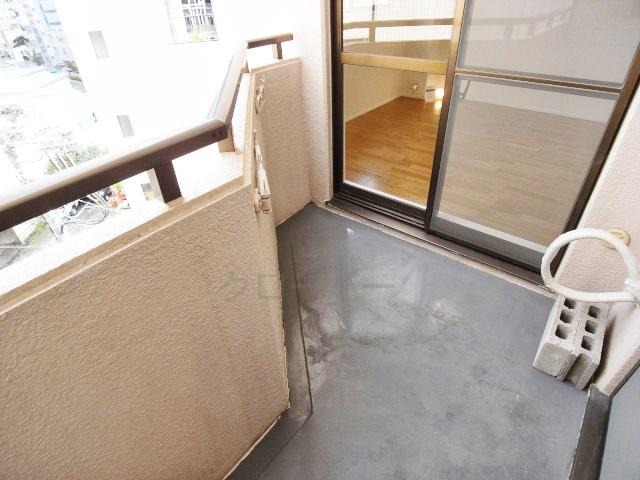 Other common areas. Balcony