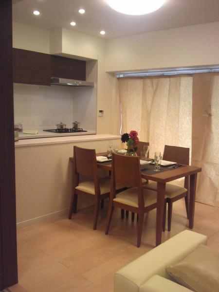 Living. Local (April 2013) Shooting