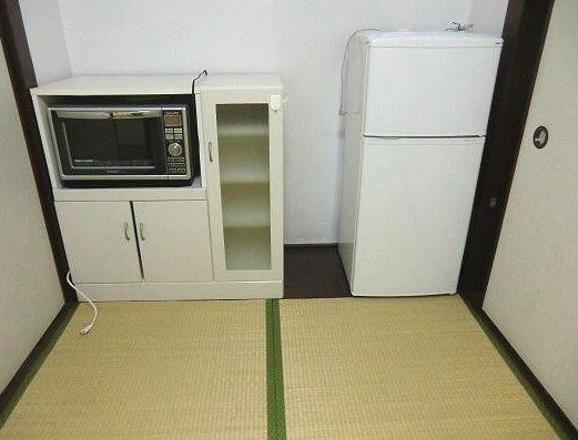 Other. Refrigerator Storage