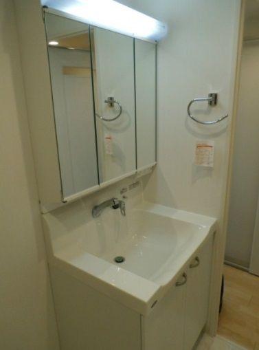 Wash basin, toilet. ~ New interior full renovation ~