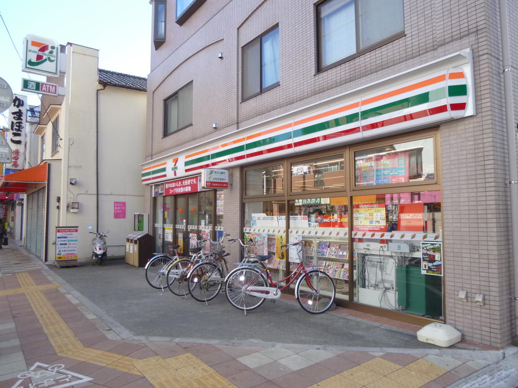 Convenience store. Seven-Eleven Itabashi Shimura 1-chome to (convenience store) 290m