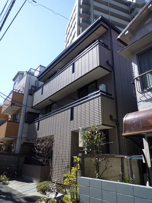 Building appearance.  [03-5834-2101] Contact Nichiwa Nerima until (D)