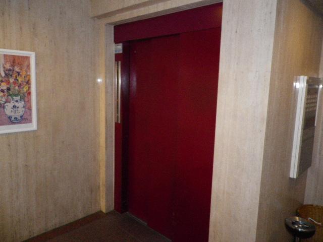 lobby. Elevator