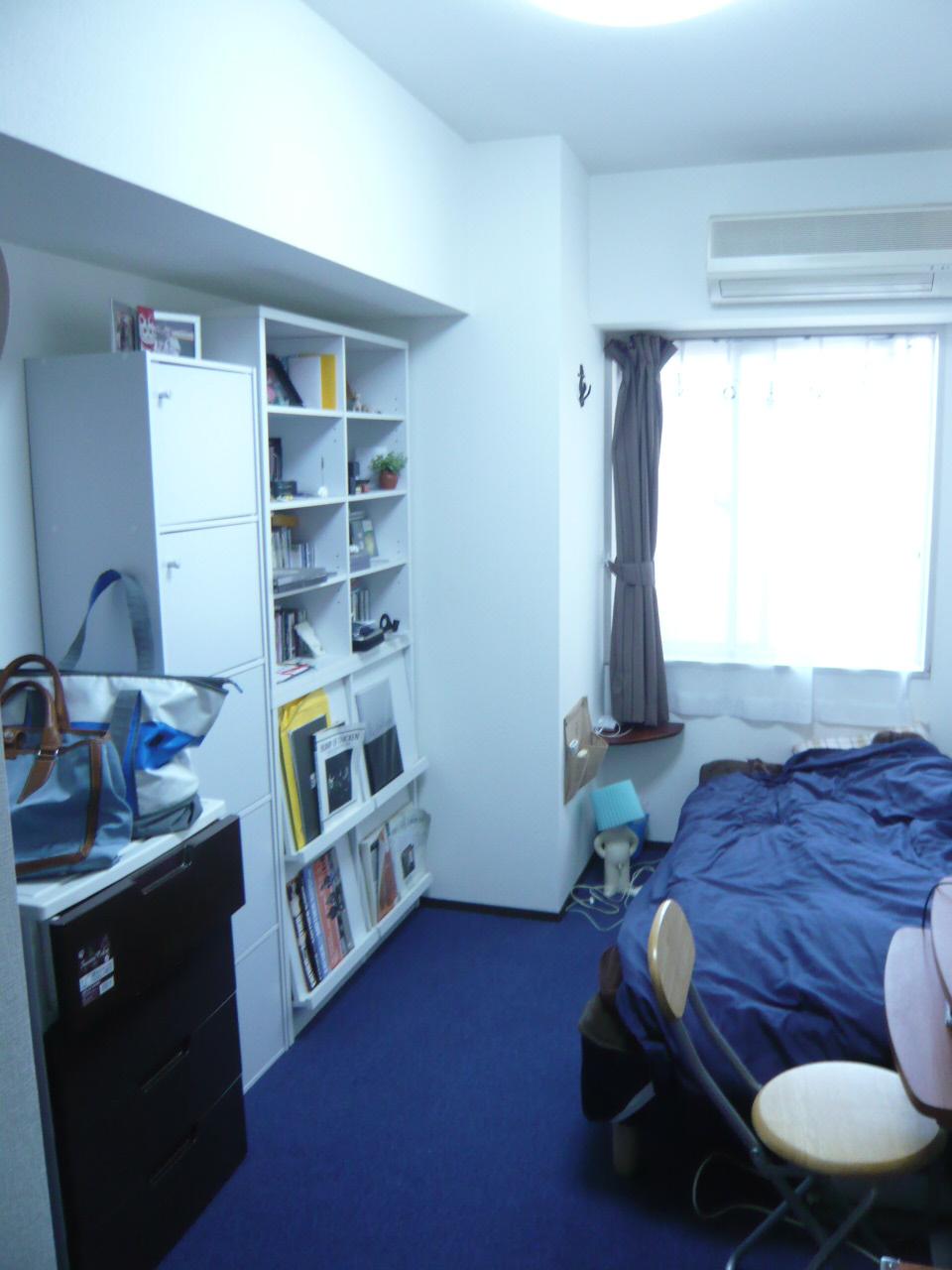 Non-living room. Indoor (12 May 2013) Shooting