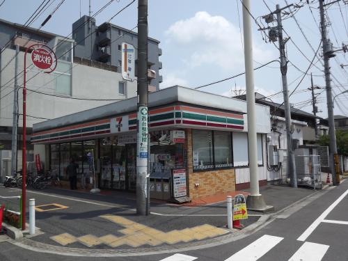 Convenience store. Seven-Eleven Itabashi Takashimadaira 1-chome Nishiten (convenience store) to 387m