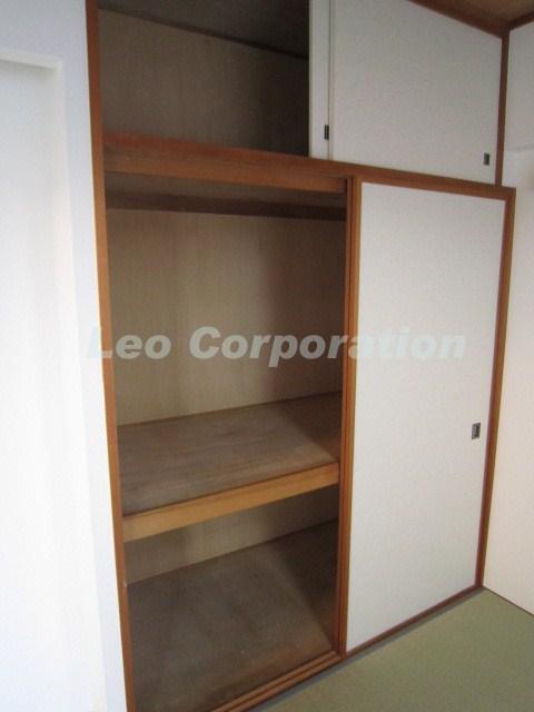 Receipt. Room (August 2013) Shooting