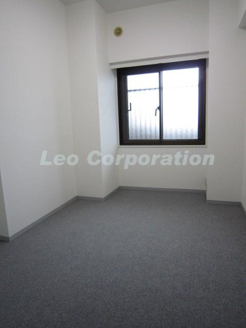 Non-living room. Room (August 2013) Shooting