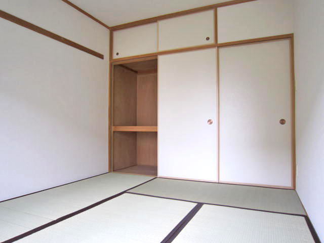 Living and room. Six-mat Japanese-style room