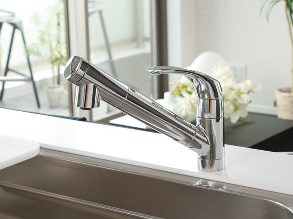 Kitchen.  [Water purifier integrated faucet] Mixing faucet equipped with a water purification function. Adopt a single lever to hot and cold water is switched at the touch of a button. Is the type of shower head is extended.
