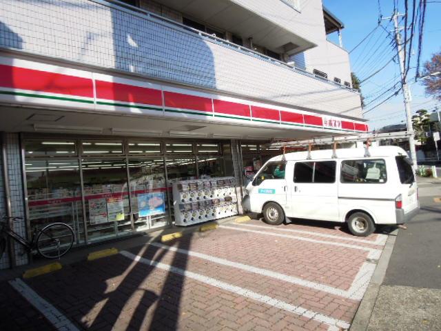 Convenience store. Poplar Itabashi Nishidai 3-chome up (convenience store) 174m