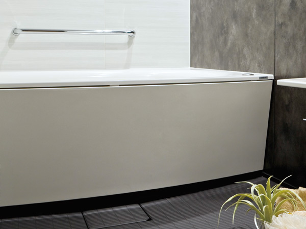 Bathing-wash room.  [Low-floor type tub] Stride easy to 450mm below the apron high. It is a tub of safe height to the elderly from children.