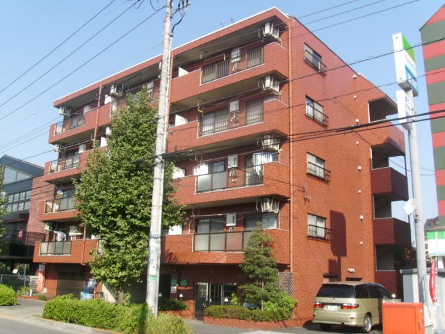 Building appearance. Facing south, Sunny. Convenient shopping. 