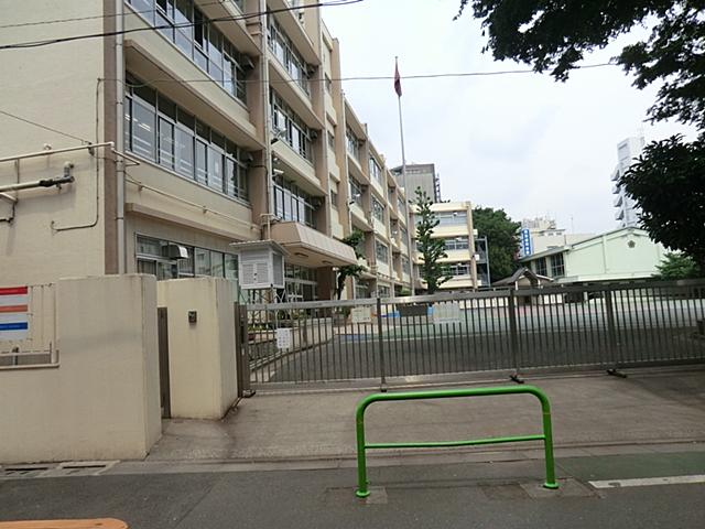 Primary school. 439m until Itabashi Shimura second elementary school