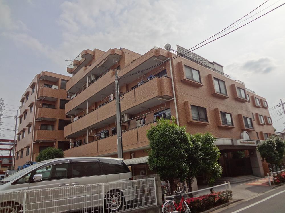 Local appearance photo. Local (June 2013) Shooting