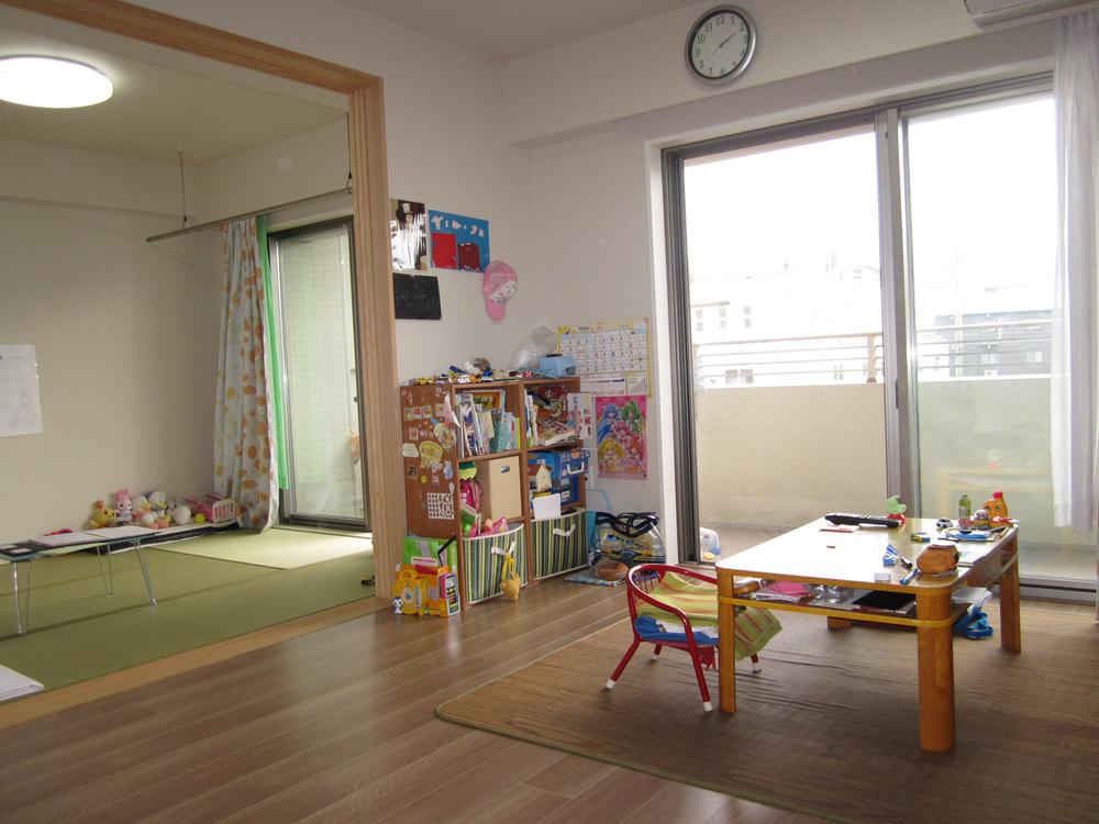 Living. Room (August 2013) Shooting